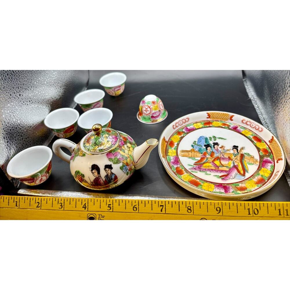 Vintage Chinese Tea Pot & Cup Party Set Fine Porcelain Satin Silk Box - Picture 8 of 11